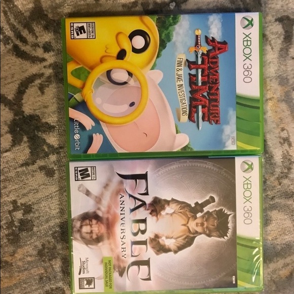 Xbox 360 with 2 games - Picture 7 of 8